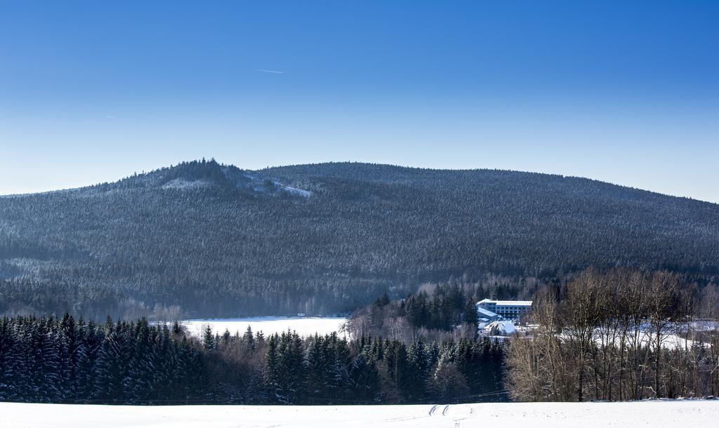 Orea Resort Devet Skal Vysocina Snezne  Luaran gambar