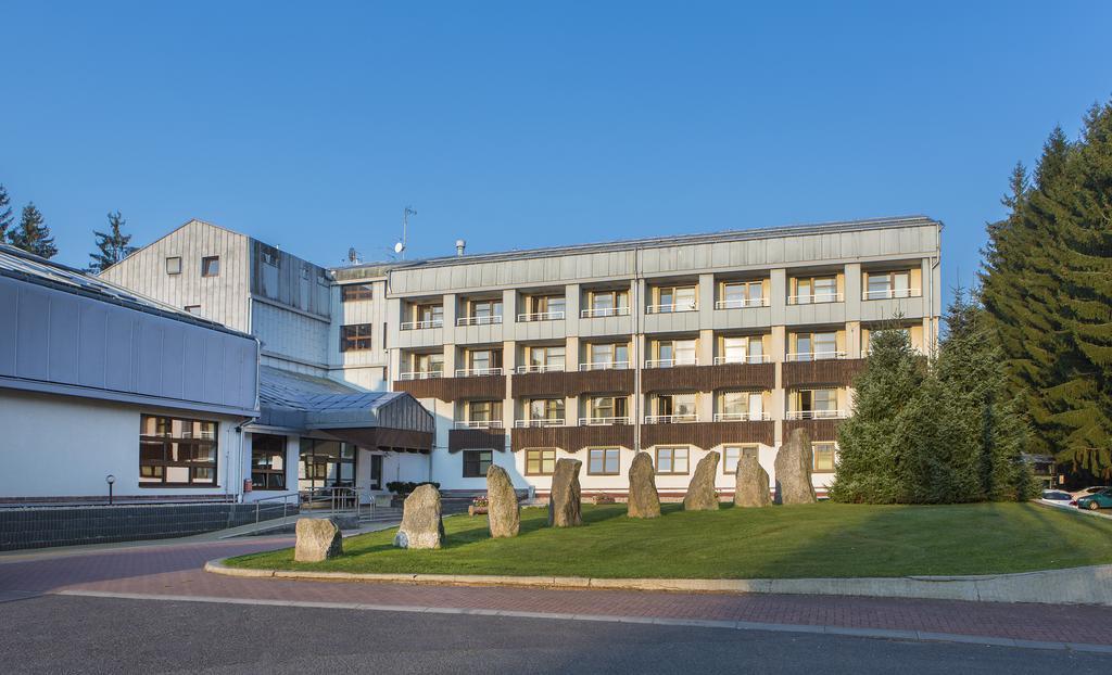 Orea Resort Devet Skal Vysocina Snezne  Luaran gambar